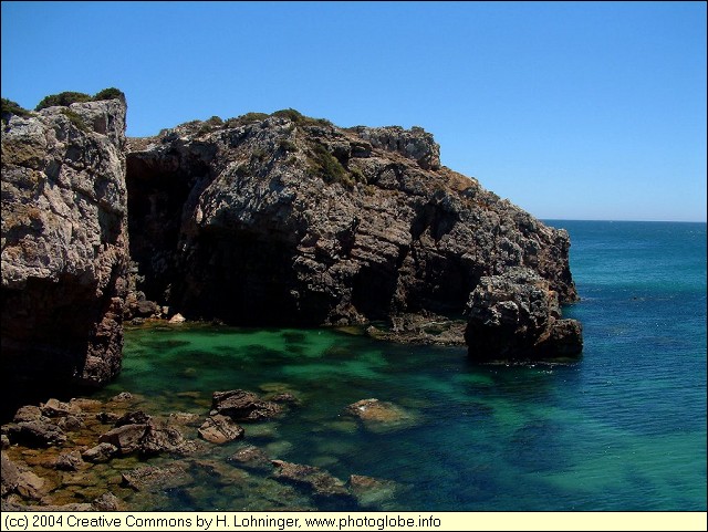 Coast at Praia da Ingrina