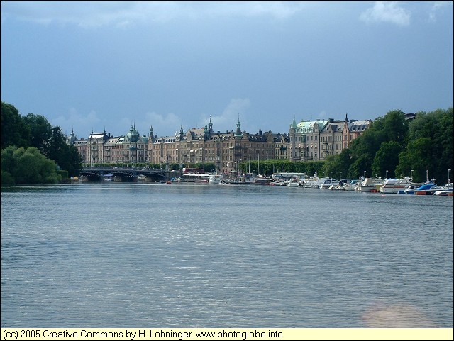 Djurgårdsbron and Strandvägen Djurgårdsbron and Strandvägen
