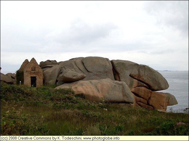 Coast de Granit Rose, close to Ploumanac'h