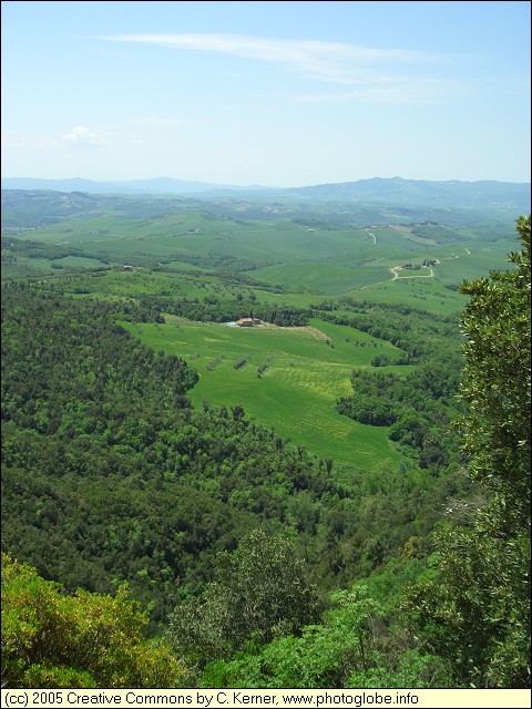 Landscape around Mont�ione
