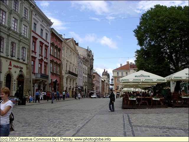 Ensemble of the Rynok Square