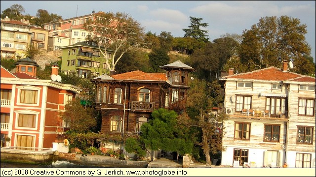 Houses on the Asian side of the Bosphorus